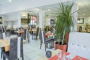 Kyriad Orange Centre