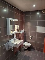 Kyriad Orange Centre