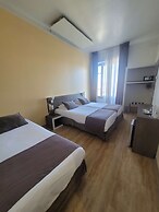 Kyriad Orange Centre