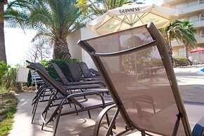 Apartamentos Palmera Beach