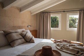 Binissaida Boutique Hotel