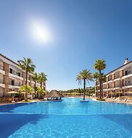 La Cala Resort