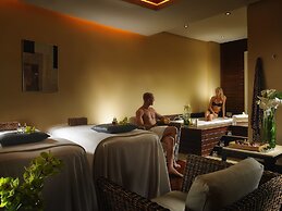 La Cala Resort