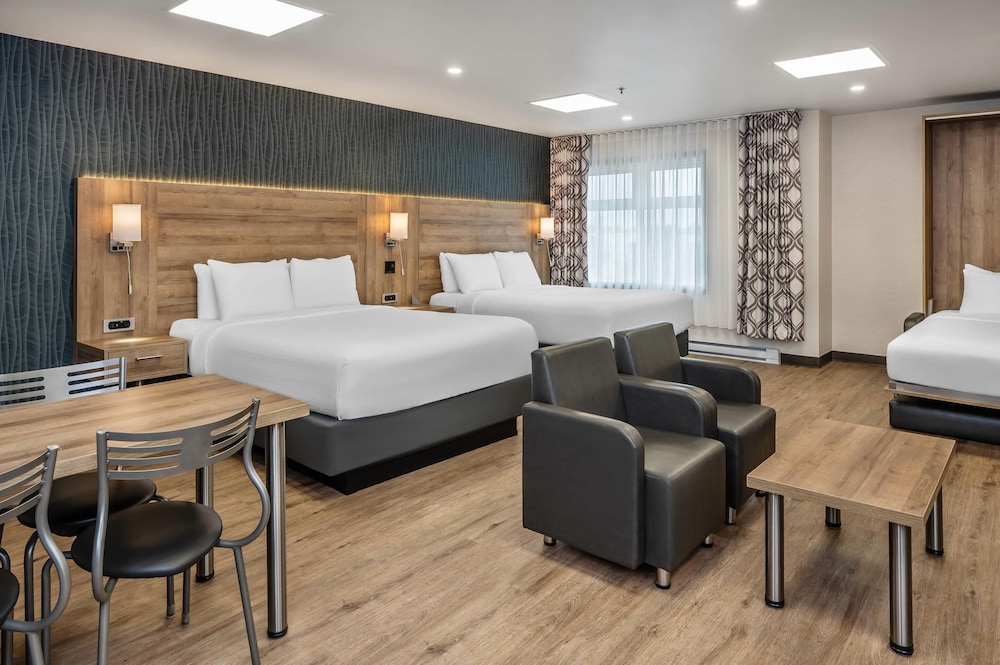 Quality Suites Drummondville