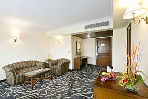 Peerless Hotel Kolkata