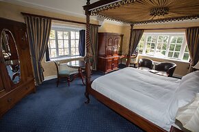 Mere Court Hotel