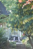 Mere Court Hotel