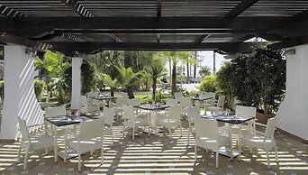 H10 Estepona Palace