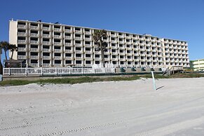 The Maverick Resort