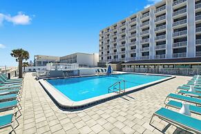 The Maverick Resort