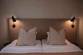 Home Hotel Odin