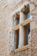 Abbaye De Maizieres