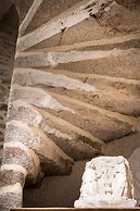 Abbaye De Maizieres