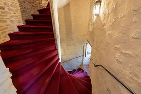 Abbaye De Maizieres