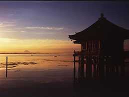 Lake Biwa Otsu Prince Hotel