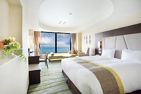 Lake Biwa Otsu Prince Hotel