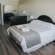 Plaza Real Suites Hotel