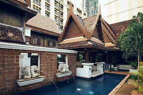 The Davis Bangkok Hotel