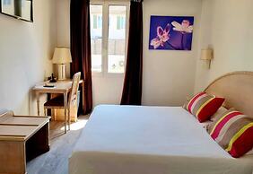Hotel de Flore