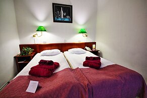 NB Hotel