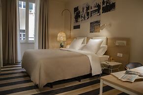 Room Select Via Veneto