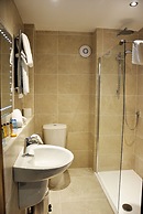 Balmer Lawn Hotel