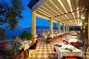 Hotel Minerva