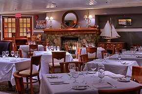 Poets Cove Resort & Spa