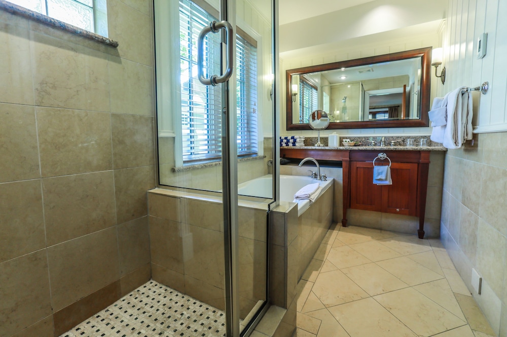 Poets Cove Resort & Spa