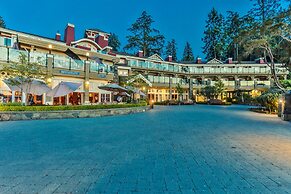 Poets Cove Resort & Spa