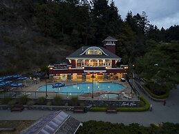 Poets Cove Resort & Spa
