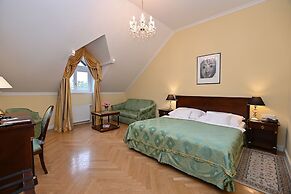 Gróf Degenfeld Castle Hotel **** Superior
