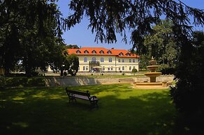 Gróf Degenfeld Castle Hotel **** Superior