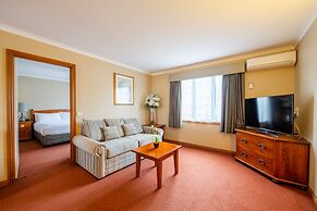 Gateway on Monash Boutique Hotel
