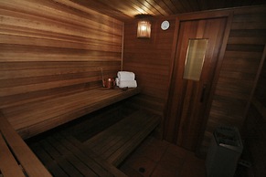 Gateway on Monash Boutique Hotel