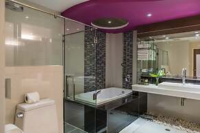 The L Resort