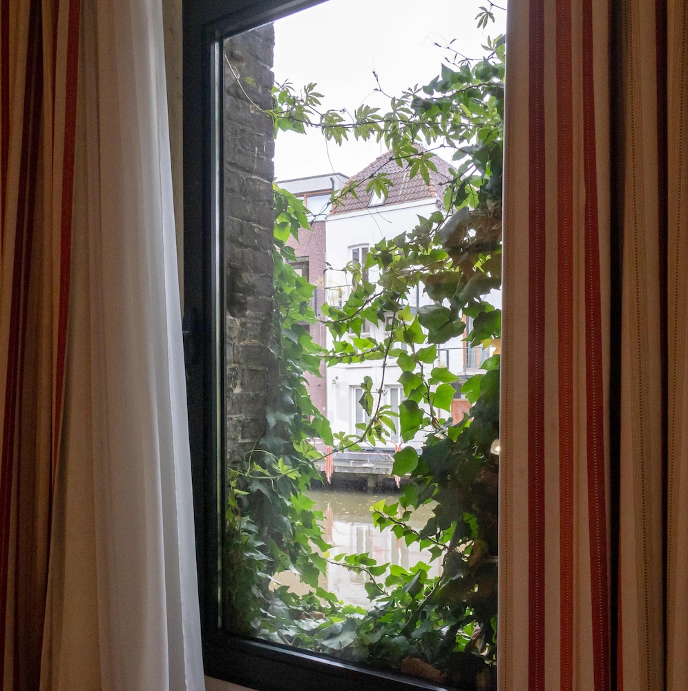Ghent River Hotel