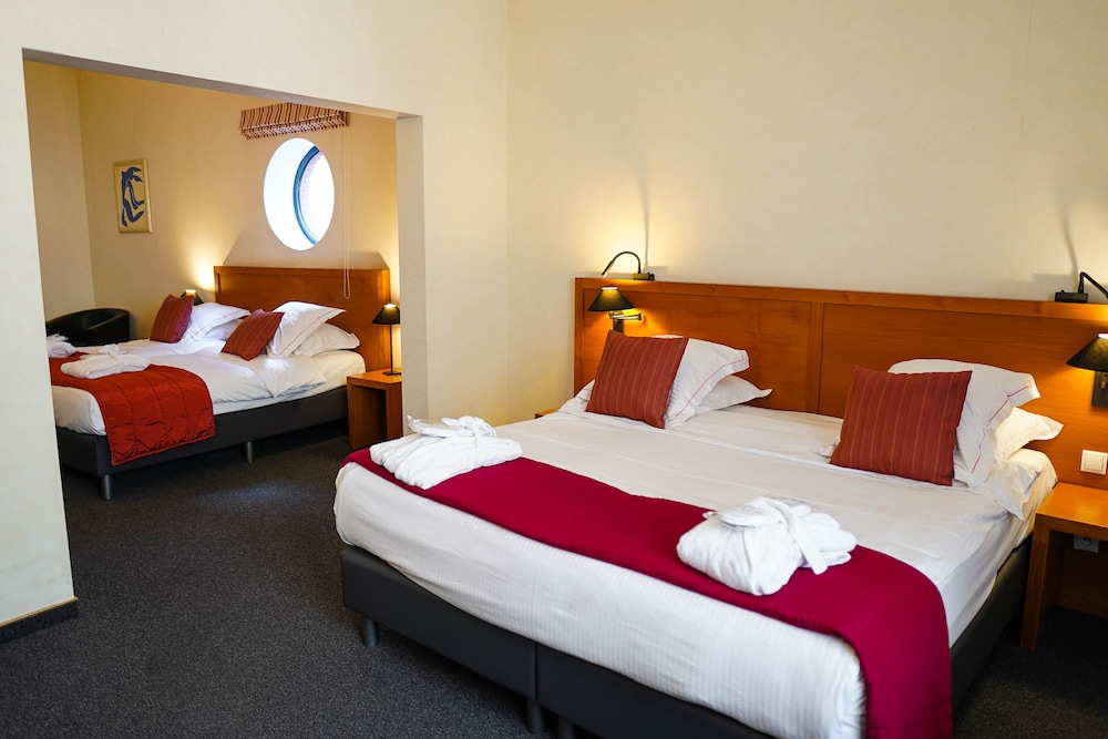 Ghent River Hotel