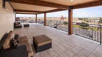 Best Western Plus Flathead Lake Inn And Suites