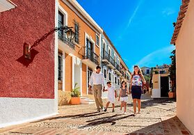 Occidental Pueblo Acantilado