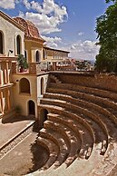 Occidental Pueblo Acantilado