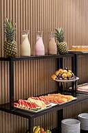 Efe Hotel & Cowork