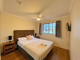 Karana Palms Resort