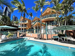 Karana Palms Resort