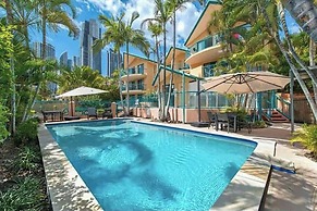 Karana Palms Resort