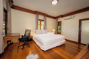 Long Bay Resort