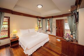 Long Bay Resort