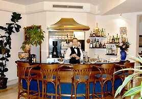 Johanna Park Hotel