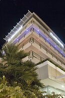 Hotel Club House