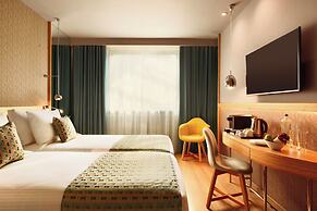 Zeus Wyndham Grand Athens